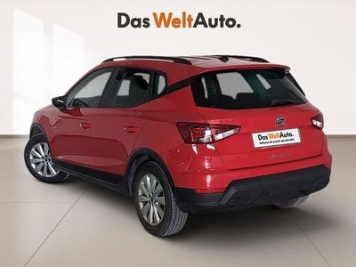 Usado Seat Arona Style 110 CV (80 kW) 2023 Rojo SUV