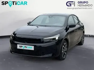 Usado Opel Corsa 100 CV (73 kW) 2024 Negro Utilitario