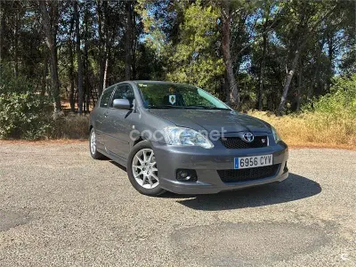 Usado Toyota Corolla Sport 192 CV (141 kW) 2004 Gris / plata Berlina