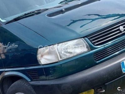 Usado VW Multivan 130 CV (95 kW) 2003 Verde Van