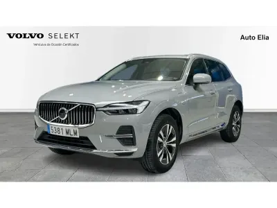 Używany Volvo XC60 Core 351 KM (258 kW) 2023 Szary SUV