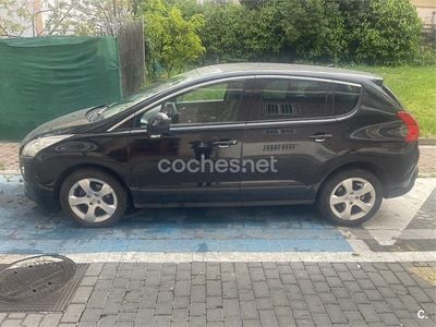 Usado Peugeot 3008 Business-Line 112 CV (82 kW) 2012 Negro Familiar