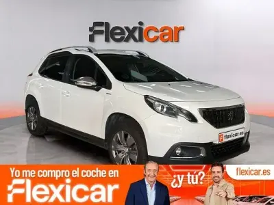 Usado Peugeot 2008 Style 82 CV (60 kW) 2018 Blanco SUV