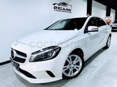 Käytetty Mercedes A200 Urban 136 HP (100 kW) 2016 Valkoinen Sedan