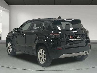 Usado Jeep Avenger Altitude 100 HP (73 kW) 2023 Preto SUV