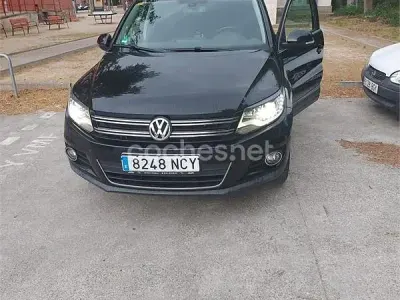 Usado VW Tiguan Advance 122 CV (89 kW) 2011 Negro SUV