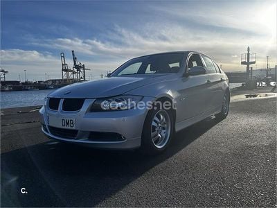 Gris / plata Usado 2005 BMW 320 Berlina | 6900 € (Precio justo)
