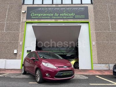 Granate Usado 2008 Ford Fiesta Titanium Utilitario | 4490 € (Precio justo)