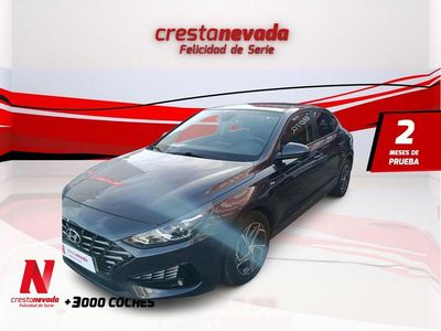 Usado Hyundai i30 120 CV (88 kW) 2021 Negro Utilitario