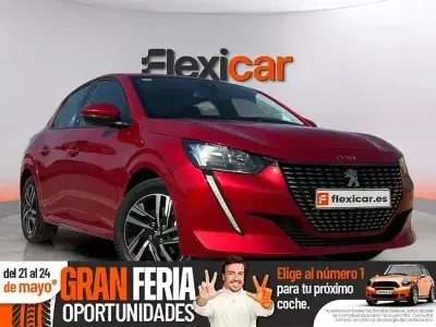 Usado Peugeot 208 Allure 100 CV (73 kW) 2019 Rojo Utilitario