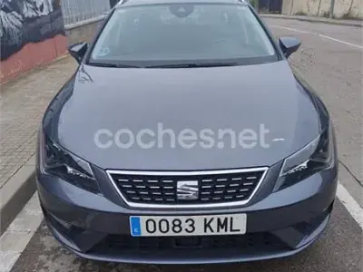 Usado Seat Leon ST XCELLENCE 150 CV (110 kW) 2018 Gris / plata Familiar
