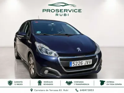 Usado Peugeot 208 Active 75 CV (55 kW) 2016 Azul Utilitario