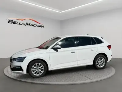 Usado Skoda Scala 115 HP (84 kW) 2020 Branco Citadino