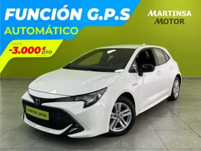 Begagnad Toyota Corolla Active 122 HK (89 kW) 2022 Vit Halvkombi
