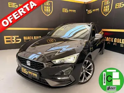 Usado Seat Leon FR 150 CV (110 kW) 2022 Negro Familiar