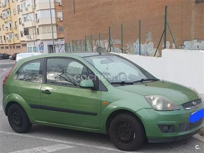 Verde Usado 2006 Ford Fiesta Trend Coupe | 1550 € (Precio justo)