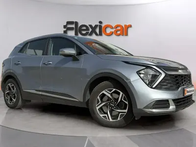 Usado Kia Sportage 136 CV (100 kW) 2023 Gris SUV