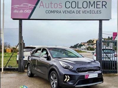 Usado Kia Niro 141 CV (103 kW) 2021 Gris SUV