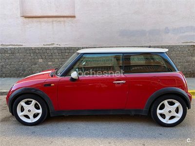 Rojo Usado 2002 Mini Cooper Utilitario | 4800 € (Un poco caro)