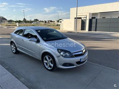 Opel Astra GTC