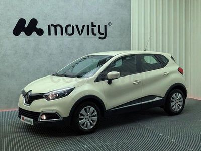 Usado Renault Captur Zen 120 CV (88 kW) 2014 Beige SUV