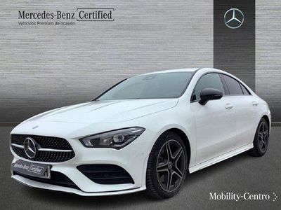Usado Mercedes CLA200 AMG line 150 CV (110 kW) 2023 Blanco polar  pintura unicolor Berlina