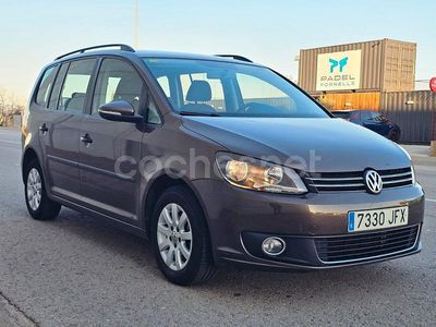 Marrón Usado 2015 VW Touran Advance Monovolumen | 8200 € (Buen precio)