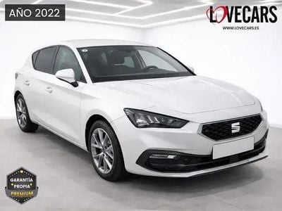 Używany Seat Leon Style 115 KM (84 kW) 2022 Biały Sedan/Limuzyna