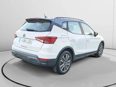 Używany Seat Arona Style 110 KM (80 kW) 2022 Biały SUV