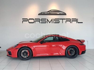 Porsche 911 Carrera 4 GTS