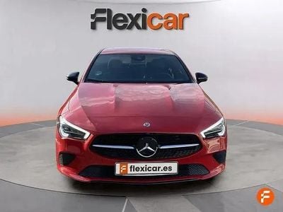 Occasion Mercedes CLA180 136 PK (100 kW) 2019 Rood Sedan