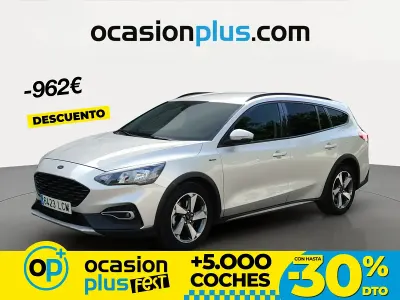 Usado Ford Focus Active 120 CV (88 kW) 2019 Gris Familiar