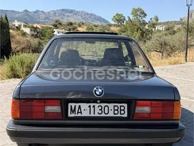 Usado BMW 318 136 CV (100 kW) 1991 Gris / plata Berlina