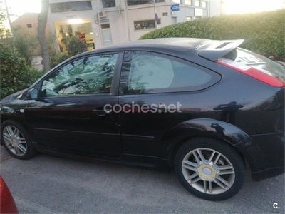 Negro Usado 2006 Ford Focus S Berlina | 2900 € (Precio justo)