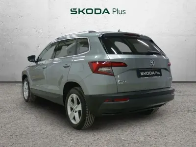 Usado Skoda Karoq 115 CV (84 kW) 2019 Gris SUV