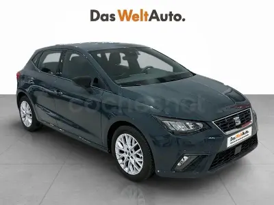 Usado Seat Ibiza FR 115 CV (84 kW) 2025 Azul Utilitario