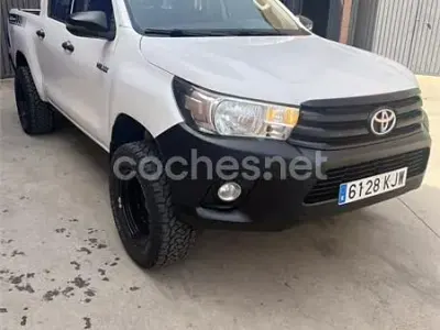 Usado Toyota HiLux 150 CV (110 kW) 2018 Blanco Pickup/Camioneta