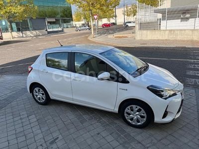 Toyota Yaris Hybrid