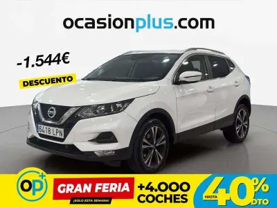 Usado Nissan Qashqai Acenta 116 CV (85 kW) 2021 Blanco SUV