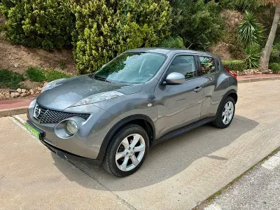 Używany Nissan Juke Acenta 117 KM (86 kW) 2012 Szary SUV