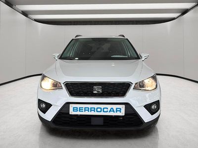 Usado Seat Arona Ecomotive 95 CV (69 kW) 2019 Blanco SUV