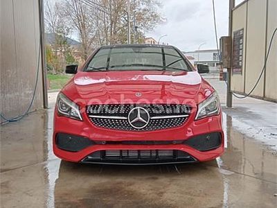 Usado Mercedes CLA200 Shooting Brake 136 CV (100 kW) 2019 Rojo Familiar