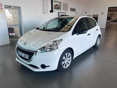 Usado Peugeot 208 Business-Line 68 CV (50 kW) 2015 Blanco Utilitario