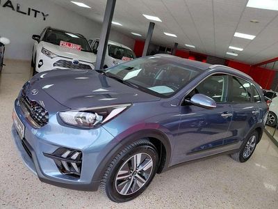 Usado Kia Niro 141 HP (103 kW) 2021 Azul SUV