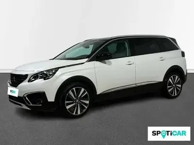 Usado Peugeot 5008 Allure 130 CV (95 kW) 2019 Blanco SUV