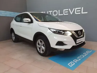 Usado Nissan Qashqai Acenta 116 CV (85 kW) 2021 Blanco SUV