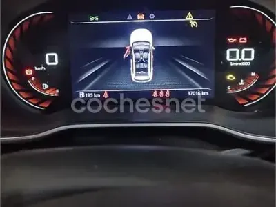 Usado MG ZS Luxury 111 CV (81 kW) 2023 Naranja SUV