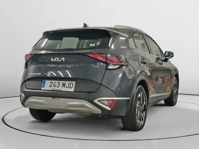Usado Kia Sportage 150 CV (110 kW) 2023 Gris SUV