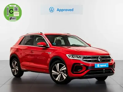 Usado VW T-Roc R-line 150 CV (110 kW) 2023 Rojo SUV