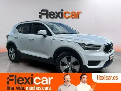 Usado Volvo XC40 Momentum 129 CV (94 kW) 2021 Blanco SUV